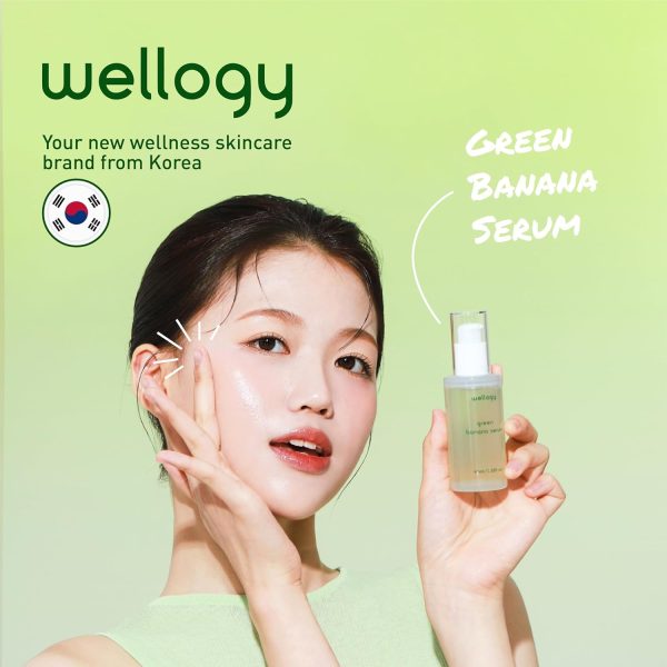 Wellogy Korean Vitamin C Serum with Niacinamide | Dark Spot Corrector & Vegan Moisturizer | Mediagate UAE & KSA